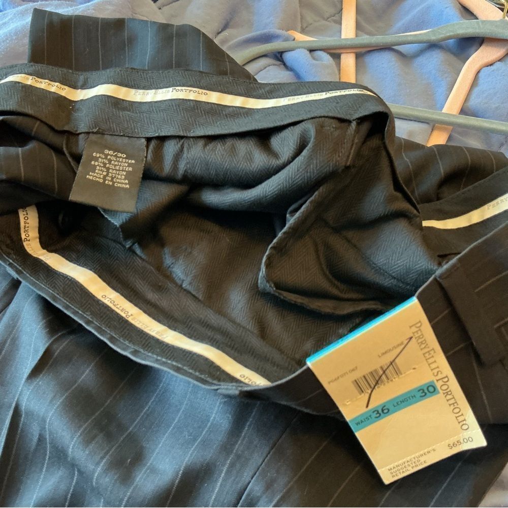 NWT. Perry Ellis Brand Mens Navy Pinstripe Dress Slacks 36 X 30 - Picture 8 of 10
